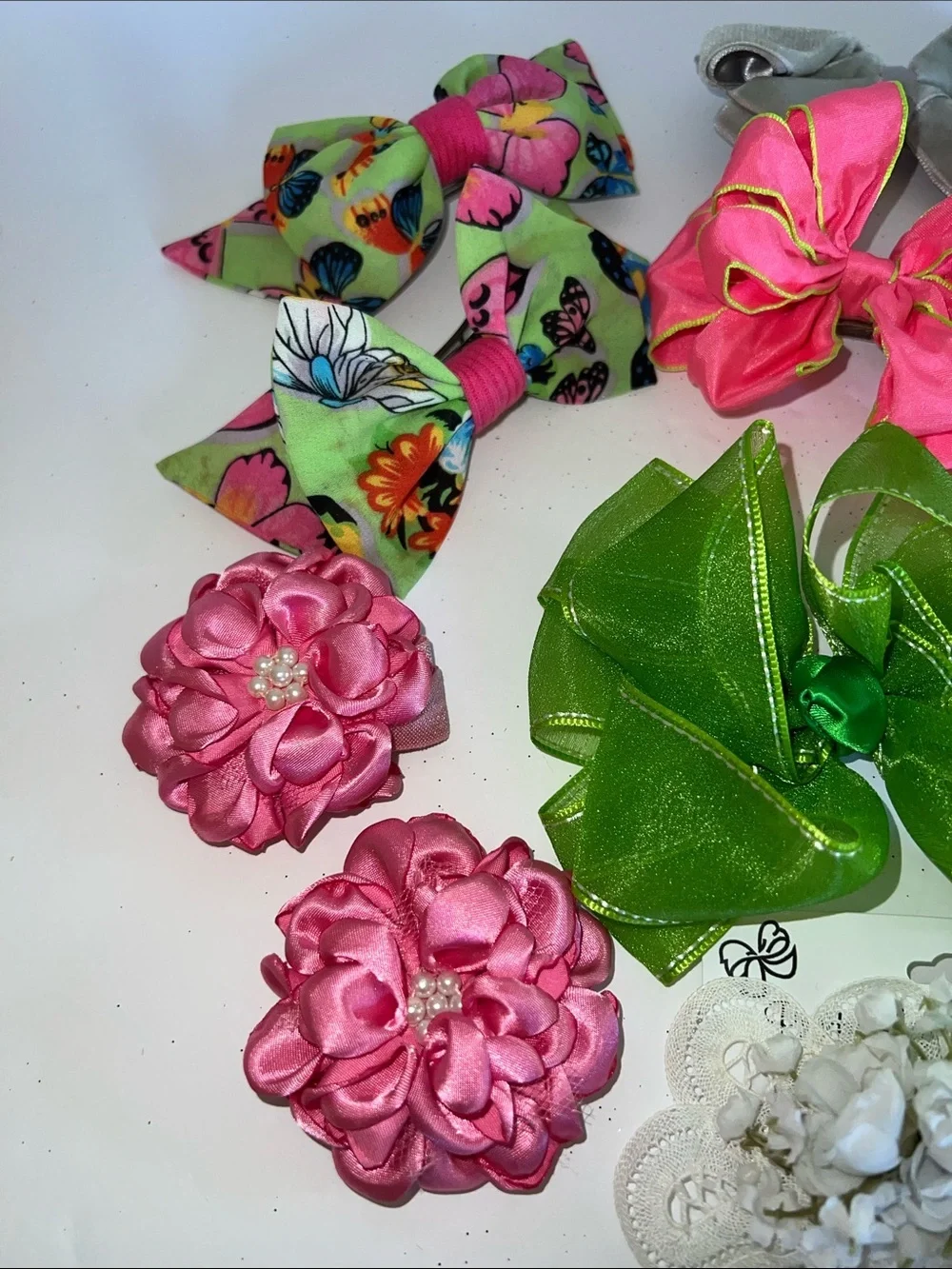 Kids Hair Bows Assortment - Pink, Green, Silver, White​